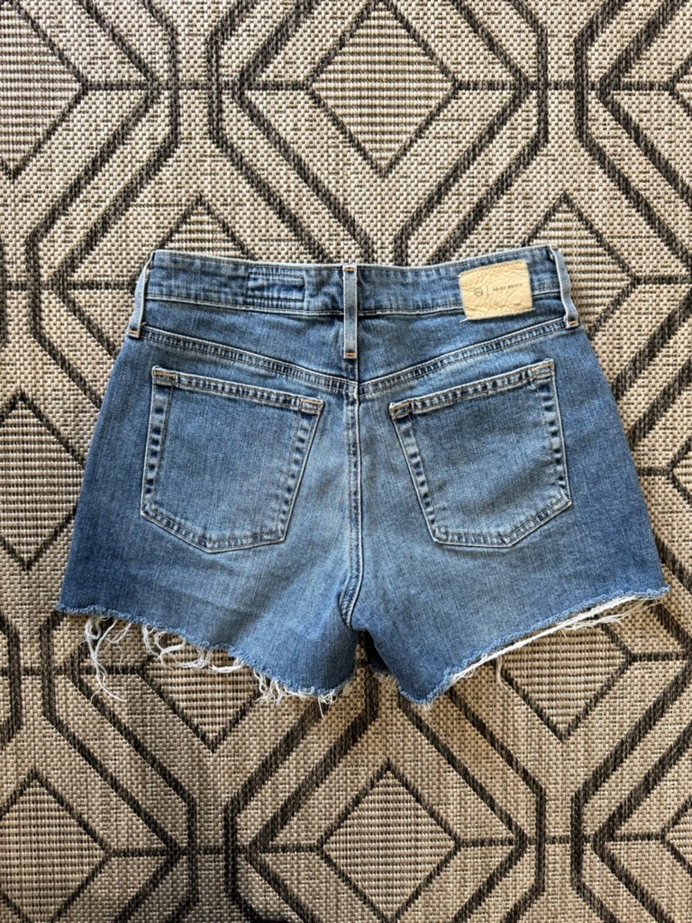 Ag Adriano Goldschmied Hailey Cut Off Frayed Raw Hem Relaxed Fit Denim Shorts 26 - Picture 4 of 7